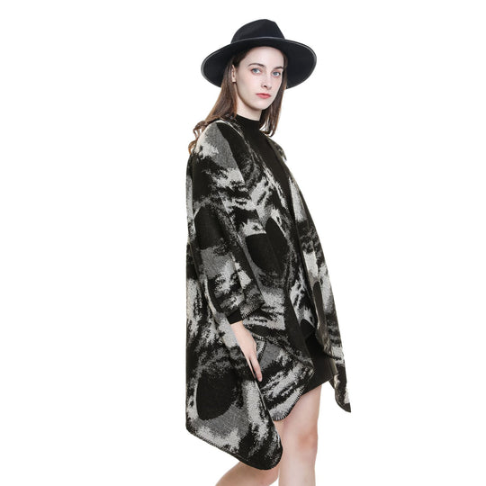 Damen Oversize-Jacquard-Umhang aus Wollmix mit grafischem Aquarellmuster und Kettelkante Shop Nory