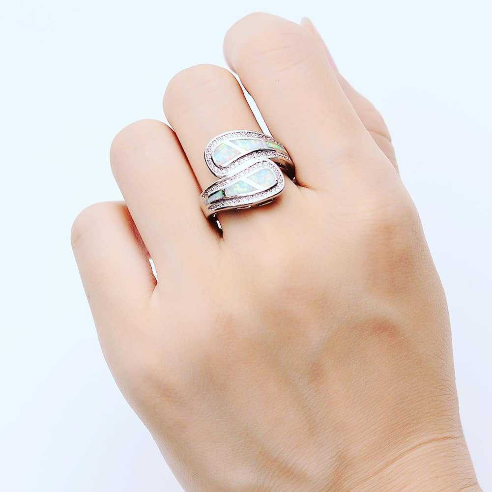 Damen Ring mit kunstvollem Opaldesign und funkelnden Zirkonia Shop Nory