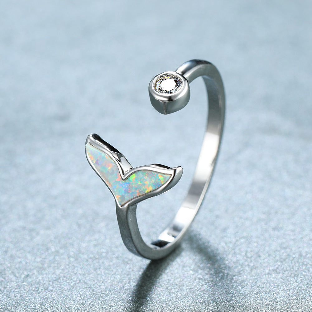 Damen Ring mit eleganten Walfischschwanz-Motiv und strahlendem Zirkonia Shop Nory