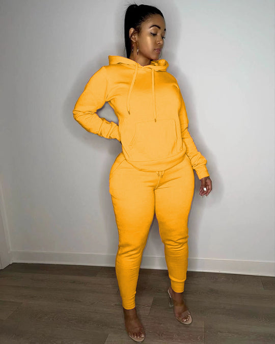 Damen nan tailliertes Hoodie- und Jogginghose-Set mit Kängurutasche, hohem Komfortbund und gerippten Knöchelbündchen Shop Nory