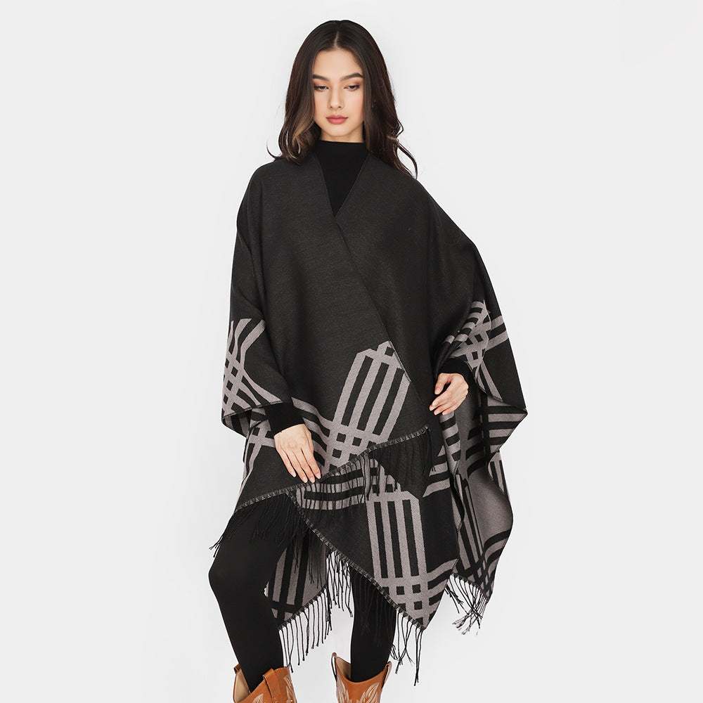 Damen Wollmix-Ruana im Rechteckschnitt mit grafischem Streifen-Jacquard und Fransen Shop Nory