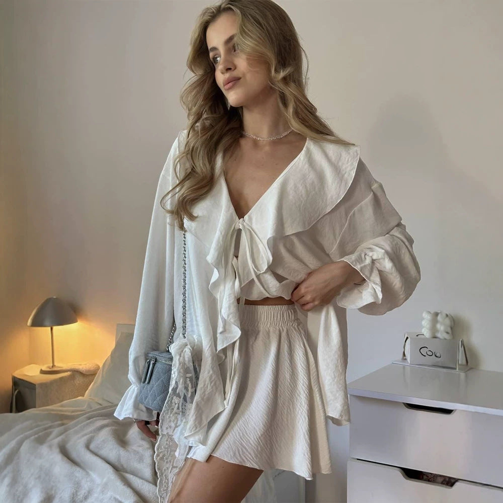 Damen Verspieltes Rüschenset aus leichter Crêpe-Qualität mit Bindebluse und A-Linien Minirock Shop Nory