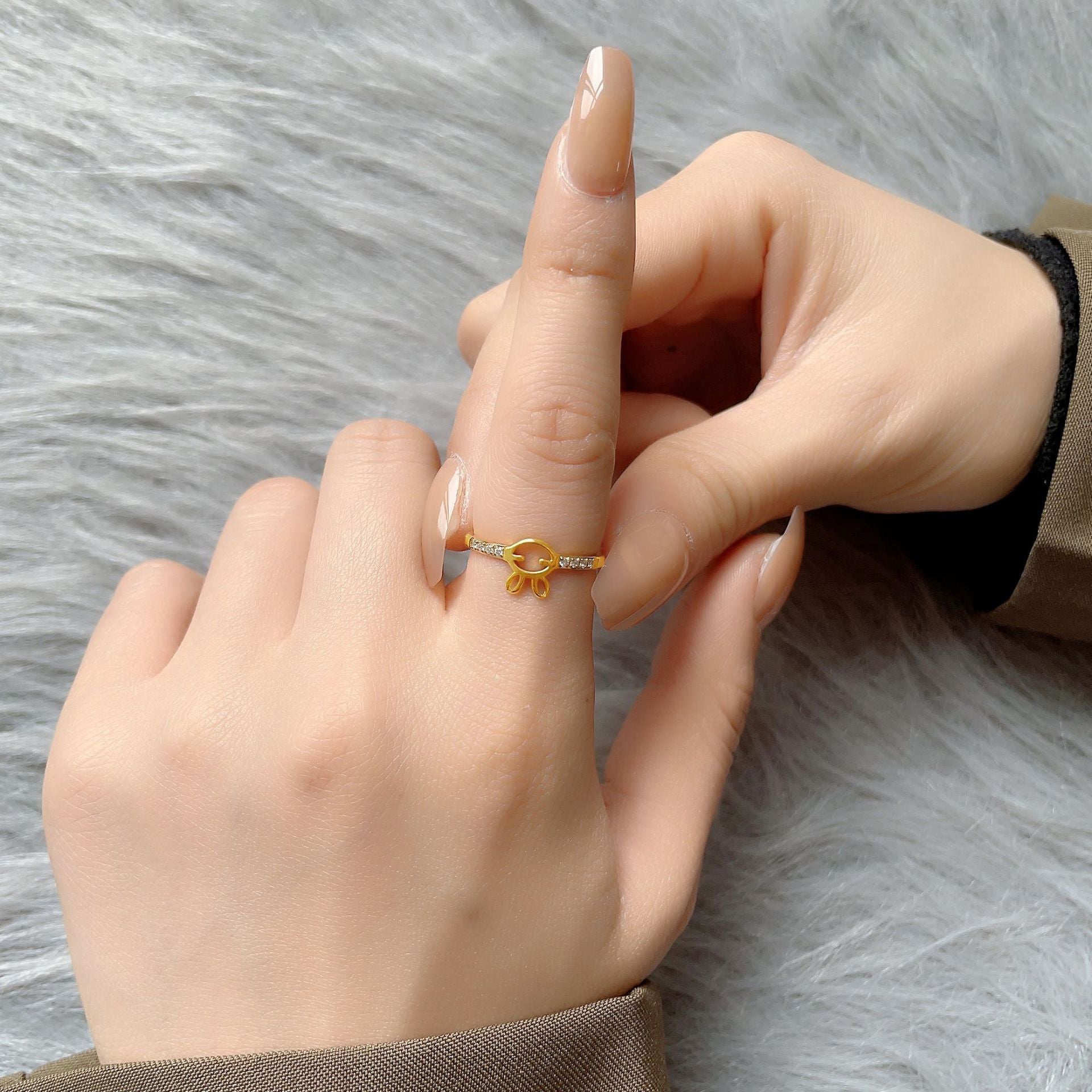 Damen eleganter und funkelnder Ring mit floralem Design Shop Nory