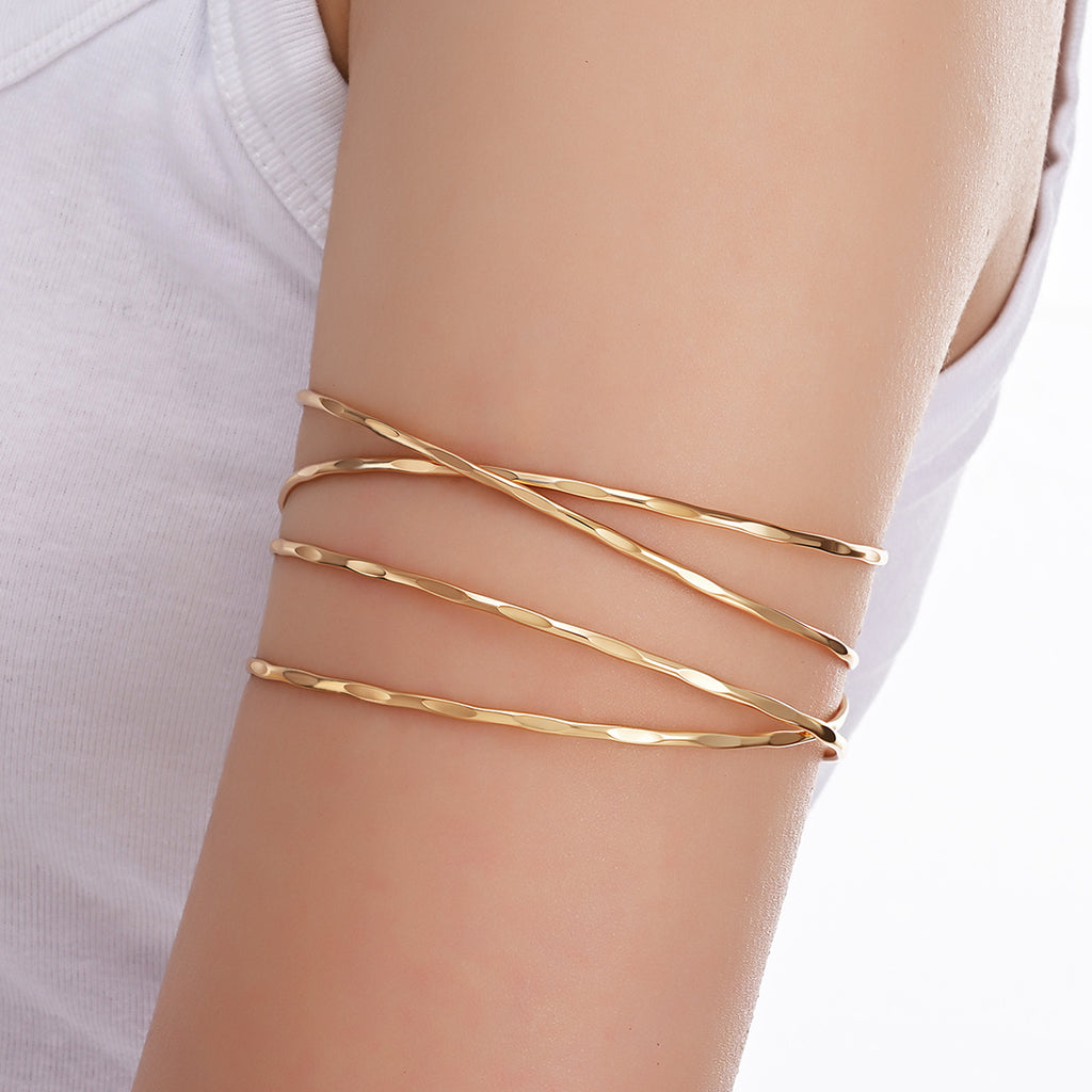 Damen Armreif-Set mit elegantem und geschwungenem Design Shop Nory