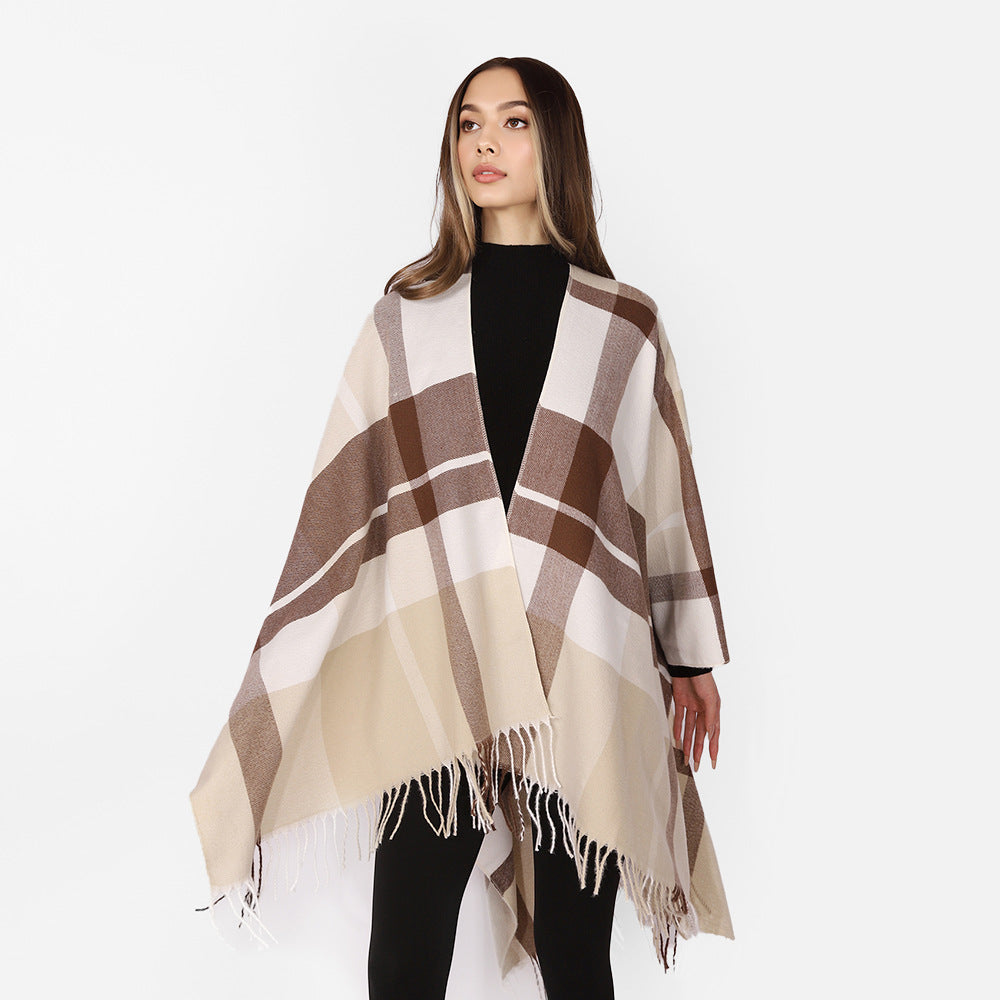 Damen Oversize-Karoponcho aus weichem Wollmix mit Fransensaum Shop Nory