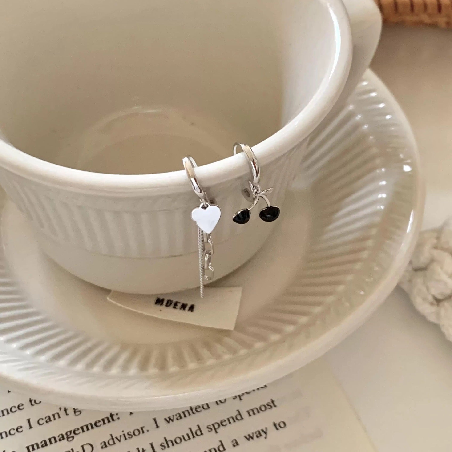 Damen Ohrhänger mit einzigartigem Kirsch- und Herzdesign Shop Nory