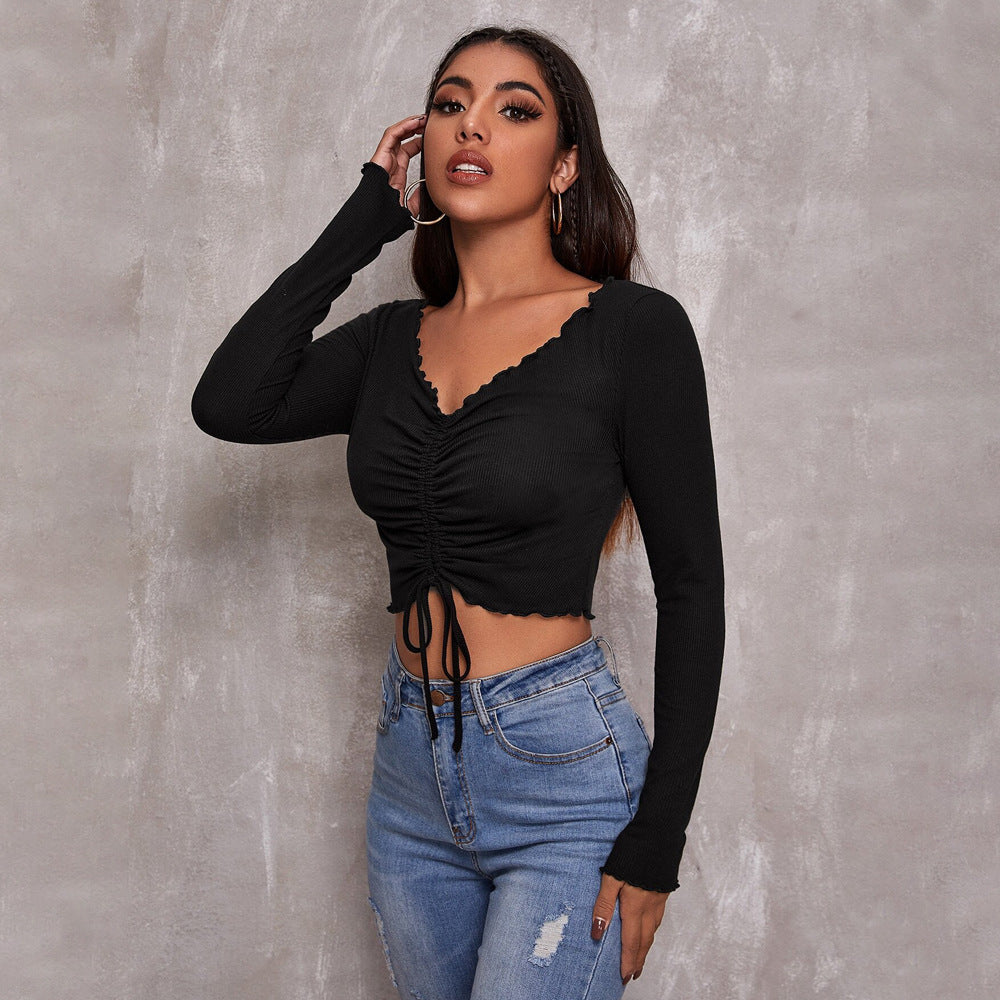 Damen geripptes Cropped-Longsleeve mit Tunnelzugvorderseite, Bindekordeln und gewelltem Saum Shop Nory