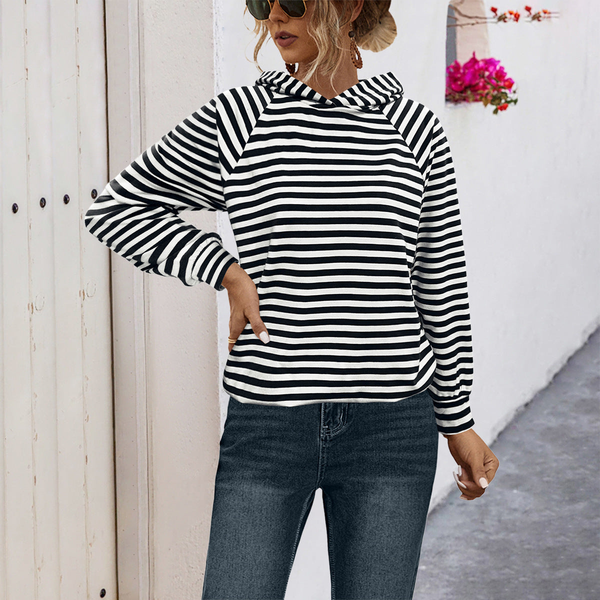 Damen gestreifter Kapuzensweater mit lässigem Schnitt und Raglanärmeln