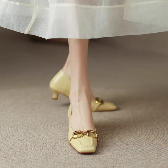 Damen Ballerinas mit elegantem Kettenakzent