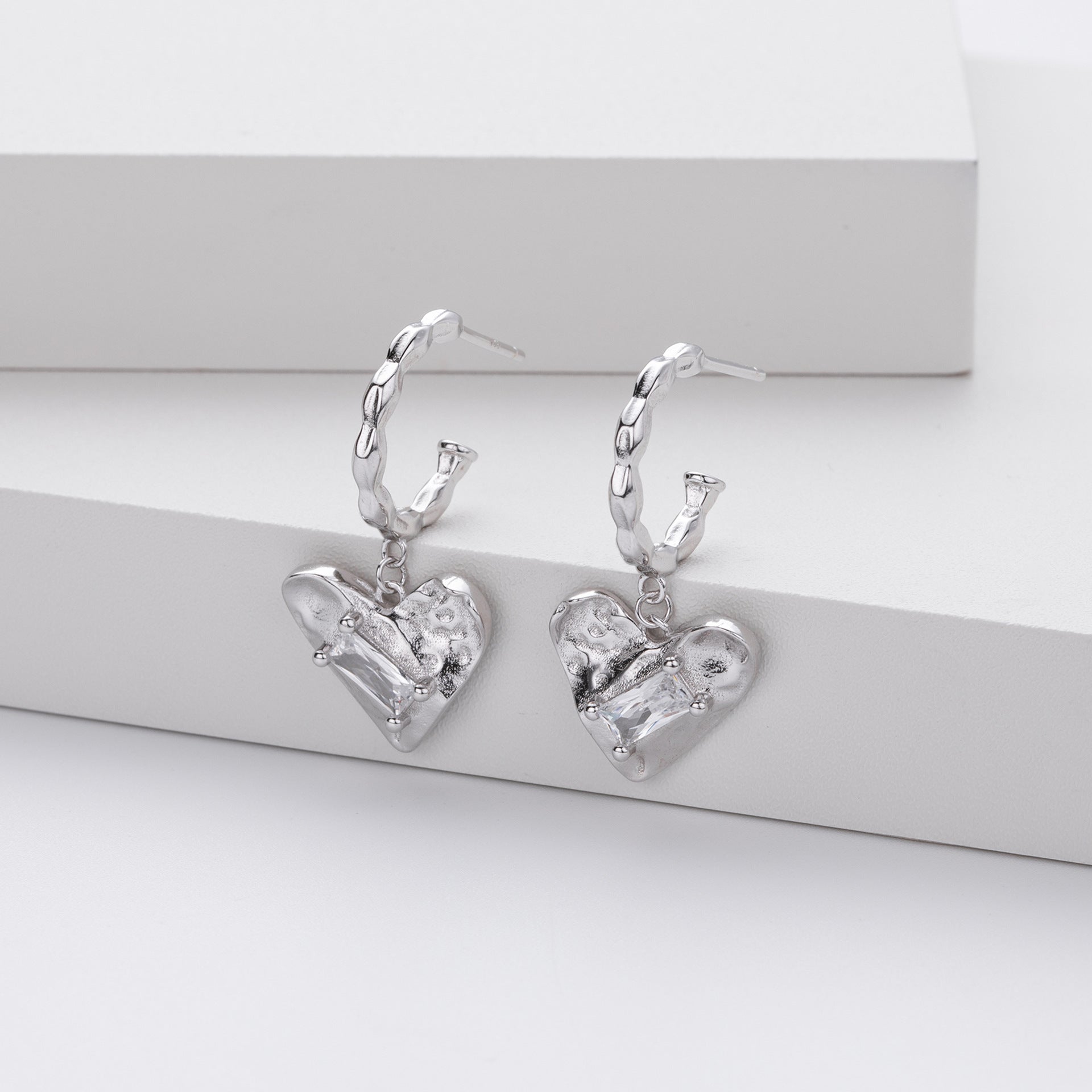 Damen Ohrhänger mit herzförmigem Zirkon-Anhänger aus hochwertigem 925 Sterling Silber Shop Nory