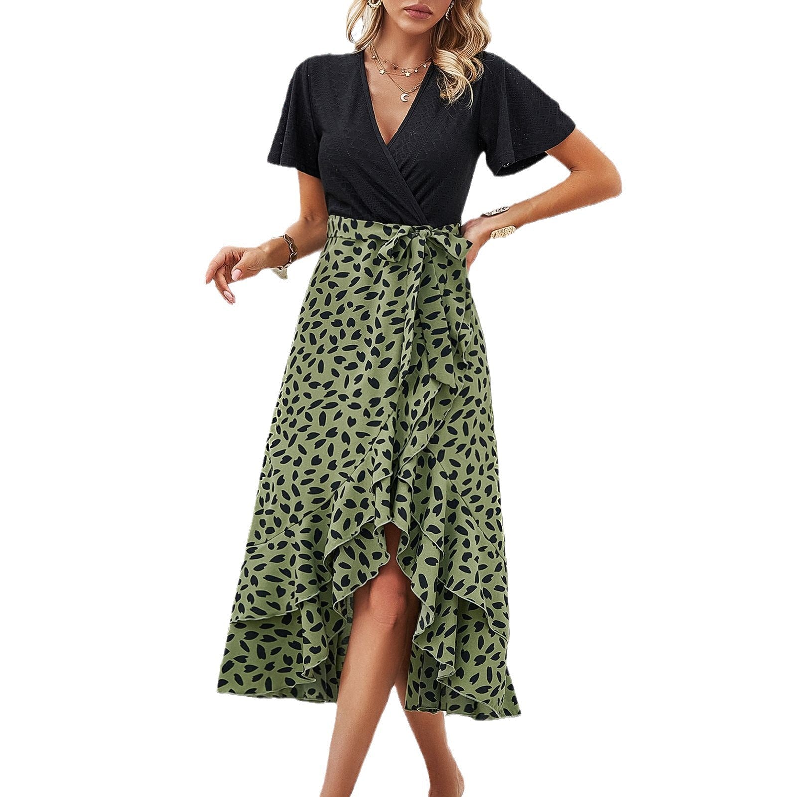 Damen Wickelkleid mit floralem Design und voluminösem Rock Shopnory