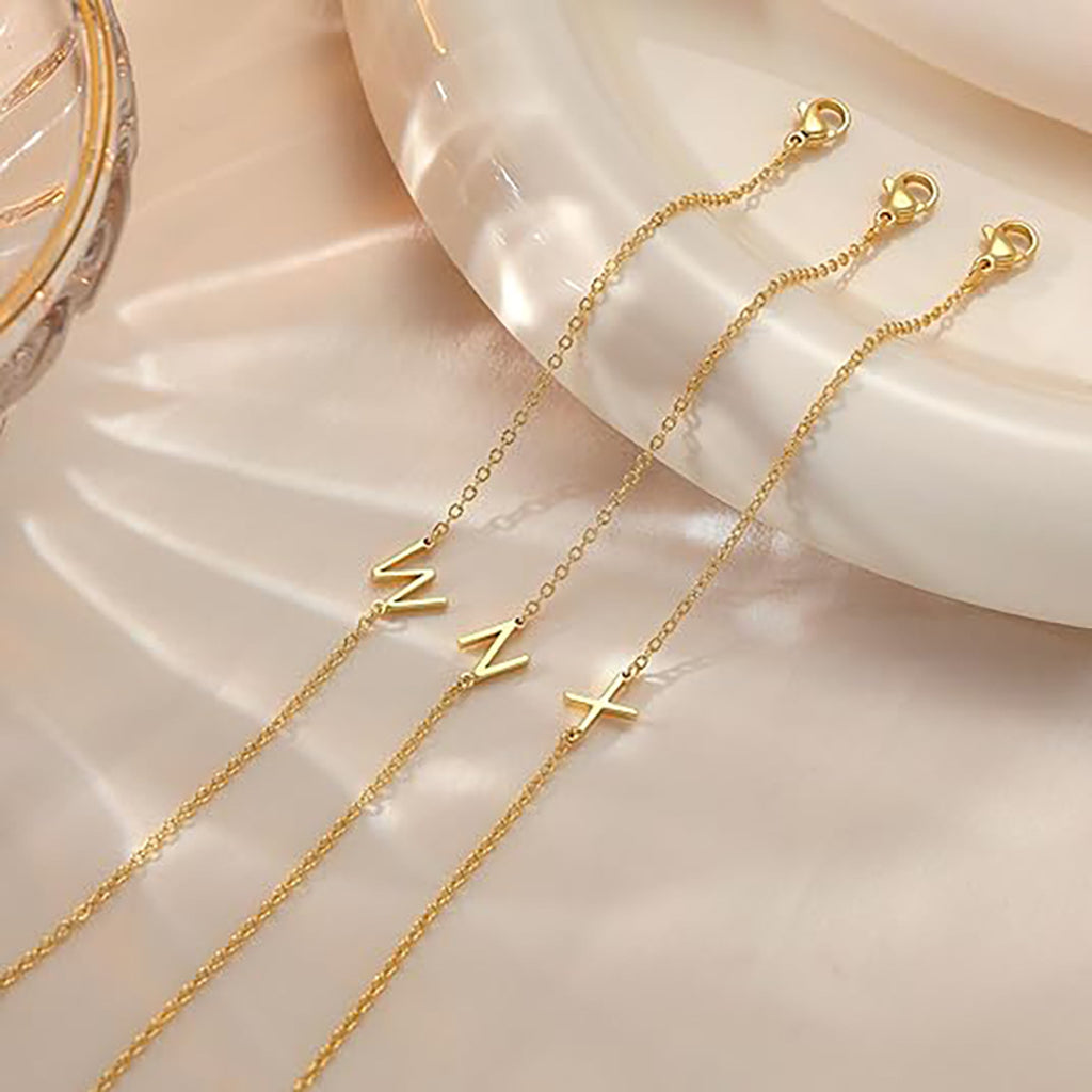 Damen Fußkettchen mit personalisiertem Anfangsbuchstaben und funkelndem Zirkonia-Detail Shop Nory