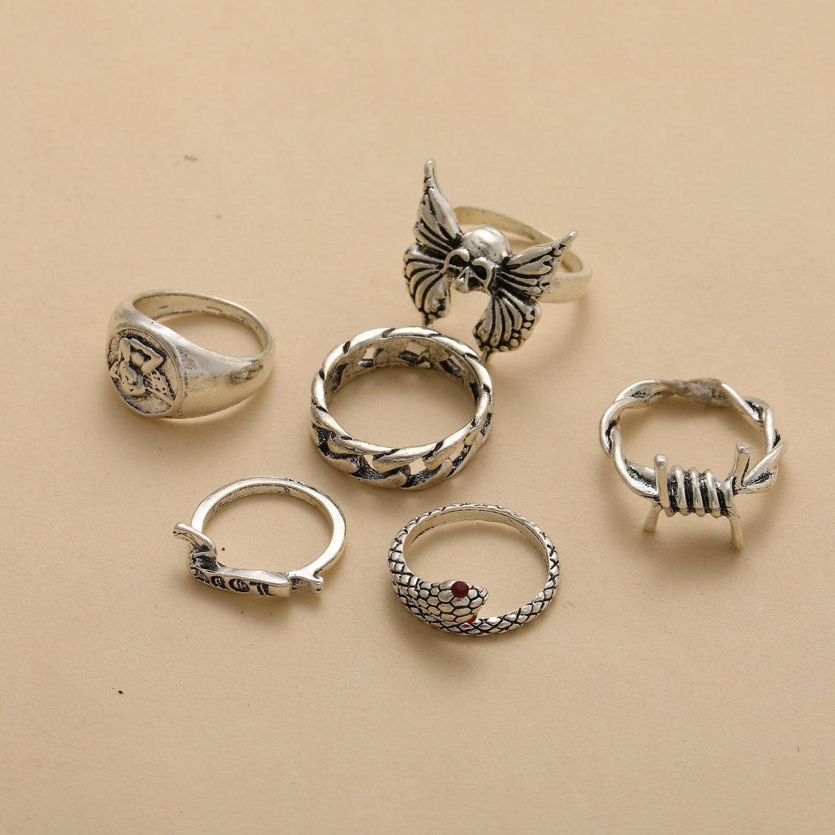 Damen Ring-Set mit einzigartigem Design und verspielten Elementen Shop Nory