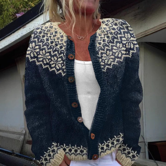 Damen nan gemusterte Strickjacke mit Rundpasse, Holzknöpfen und Eingrifftaschen Shop Nory
