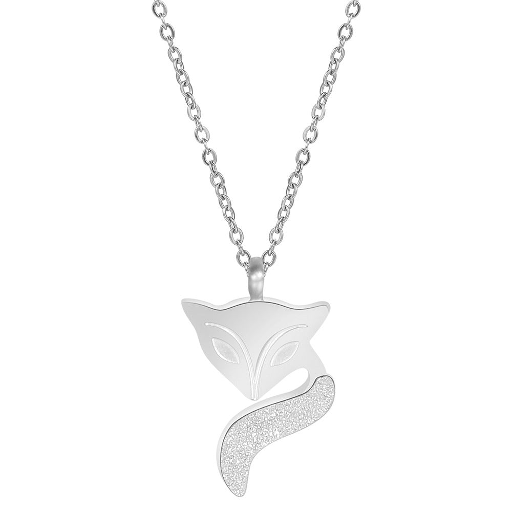 Damen Halskette mit kunstvollem Fuchs-Anhänger und glitzerndem Detail Shop Nory