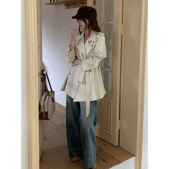 Damen Kurzer Bindegürtel-Trench mit A-Linien-Schnitt und überschnittenen Schultern Shop Nory