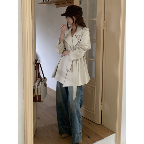 Damen Kurzer Bindegürtel-Trench mit A-Linien-Schnitt und überschnittenen Schultern Shop Nory