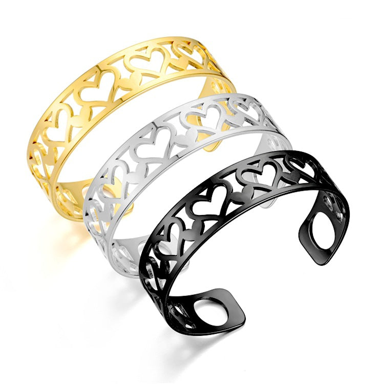 Damen Offenes Armreif mit Herzdesign Shop Nory