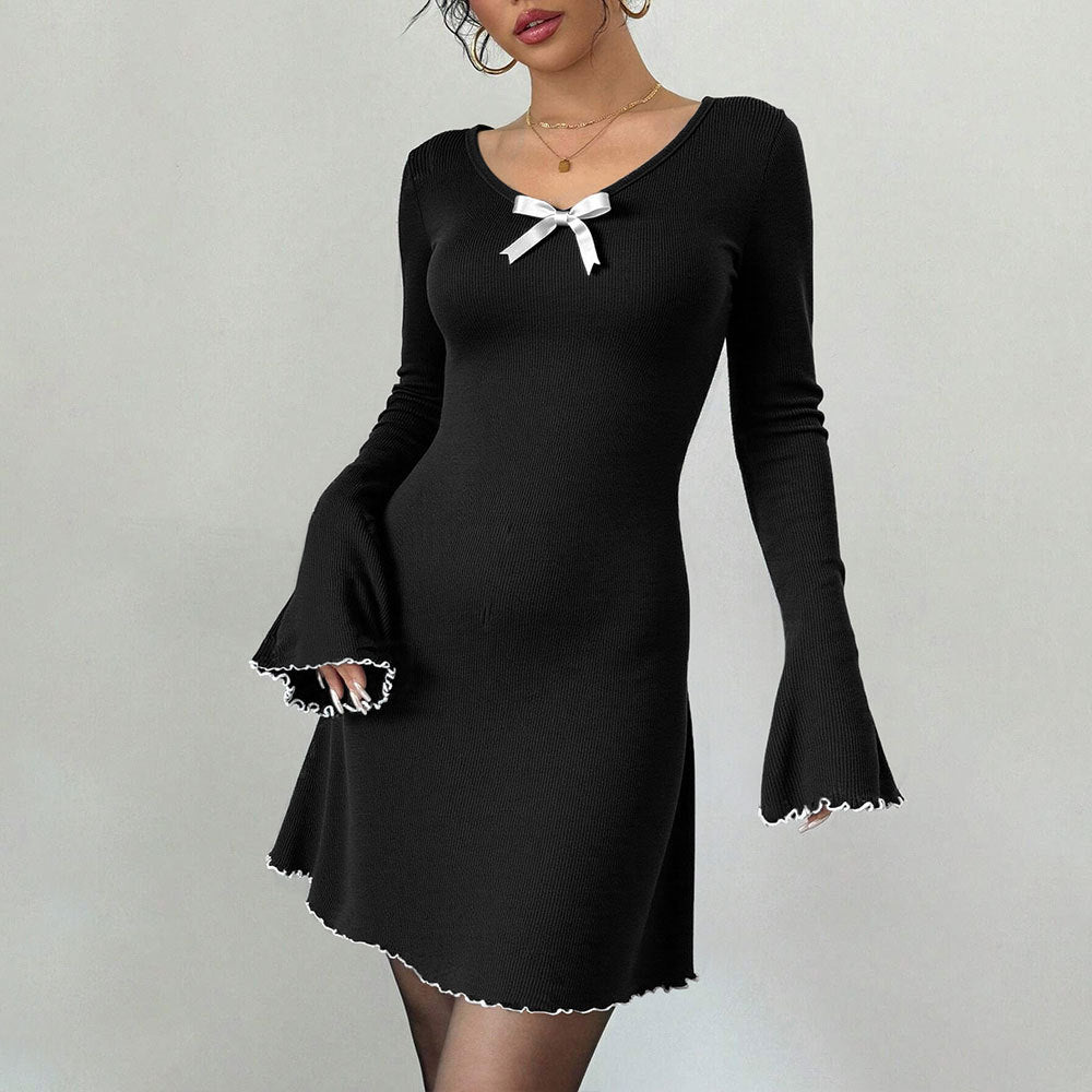 Damen geripptes Minikleid mit Trompetenärmeln, Zierschleife am Dekolleté und welligem Saum Shop Nory