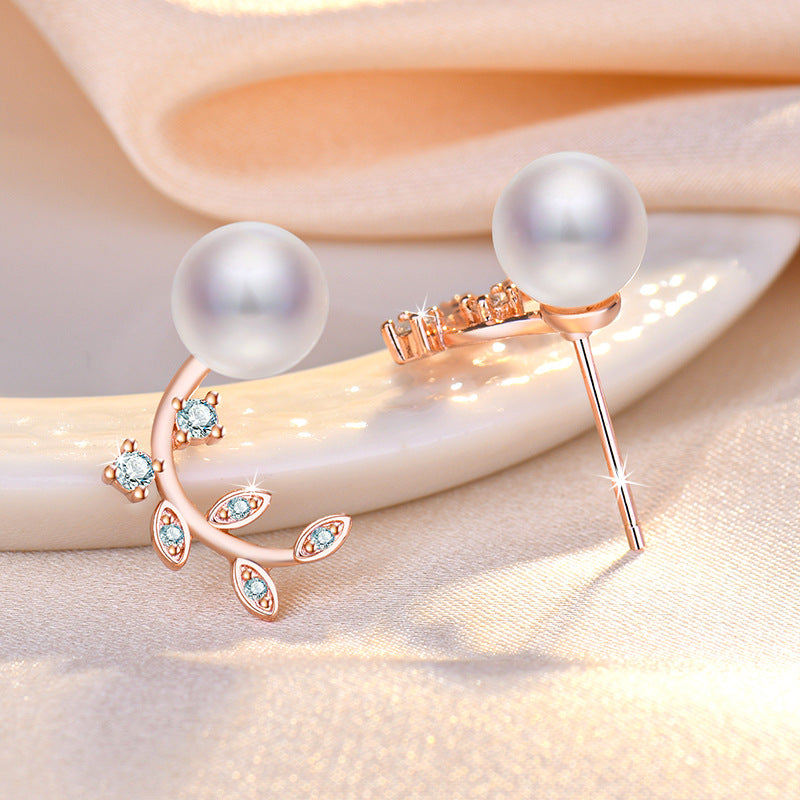 Damen Ohrringe mit filigranem Blatt-Design und edlen Perlen Shop Nory