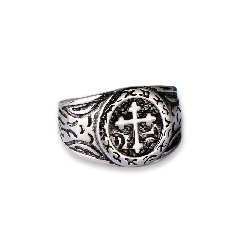 Herrenring mit kunstvollem Kreuzmotiv und einzigartiger Detailverarbeitung Shop Nory