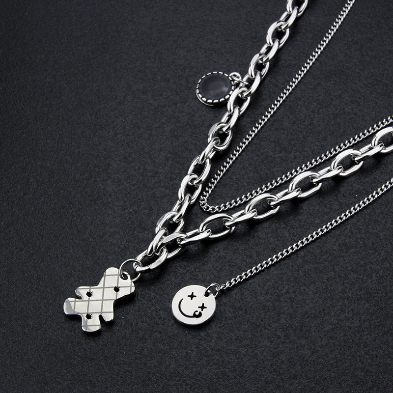 Damen Stimmungsvolle Halskette mit mehrlagigem Ketten-Design und einzigartigen Anhängern Shop Nory