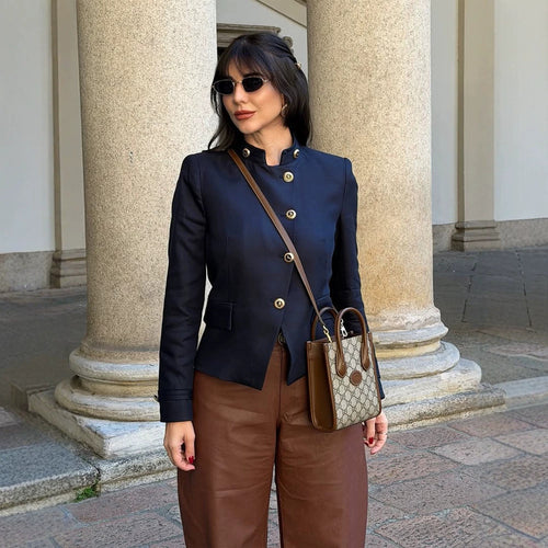 Damen Taillierter Blazer mit Stehkragen und goldenen Zierknöpfen Shop Nory