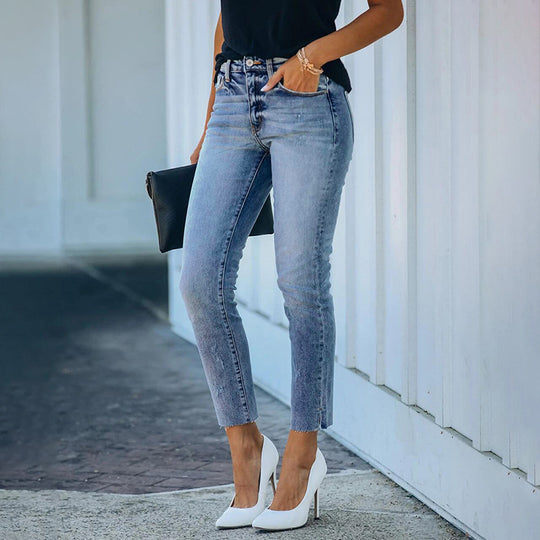 Damen Figurbetonte Hochtaillierte Knöchellange Jeans mit leicht ausgefranstem Saum Shop Nory