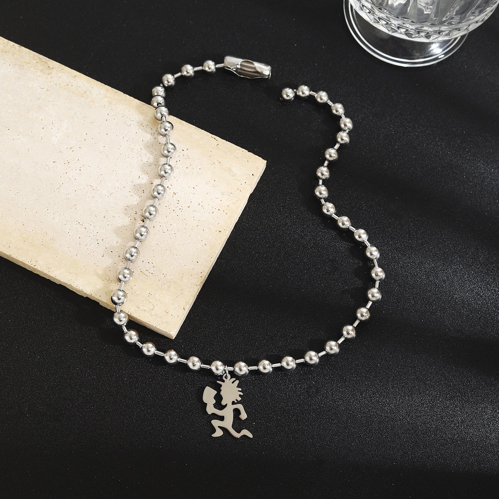 Herren Halskette mit auffälligem Anhänger Shop Nory