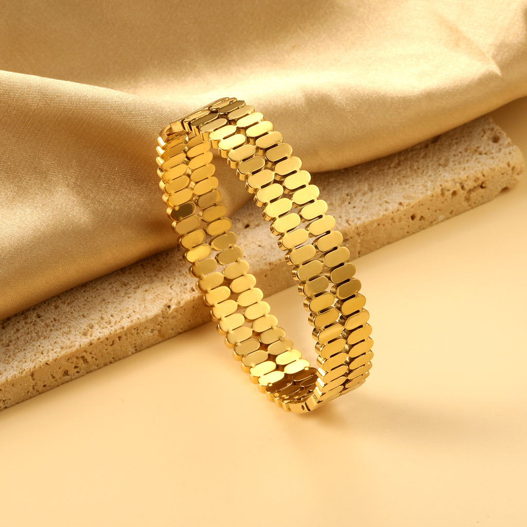Damen offener Armreif mit floralen Mustern aus hochwertigem Edelstahl und goldplattierter Oberfläche Shop Nory