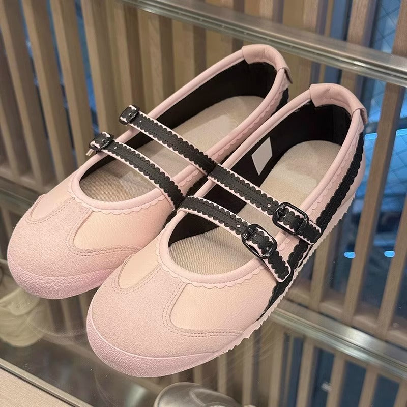 Damen Ballerinas mit verspieltem Riemendesign und hochwertiger Lederoberfläche
