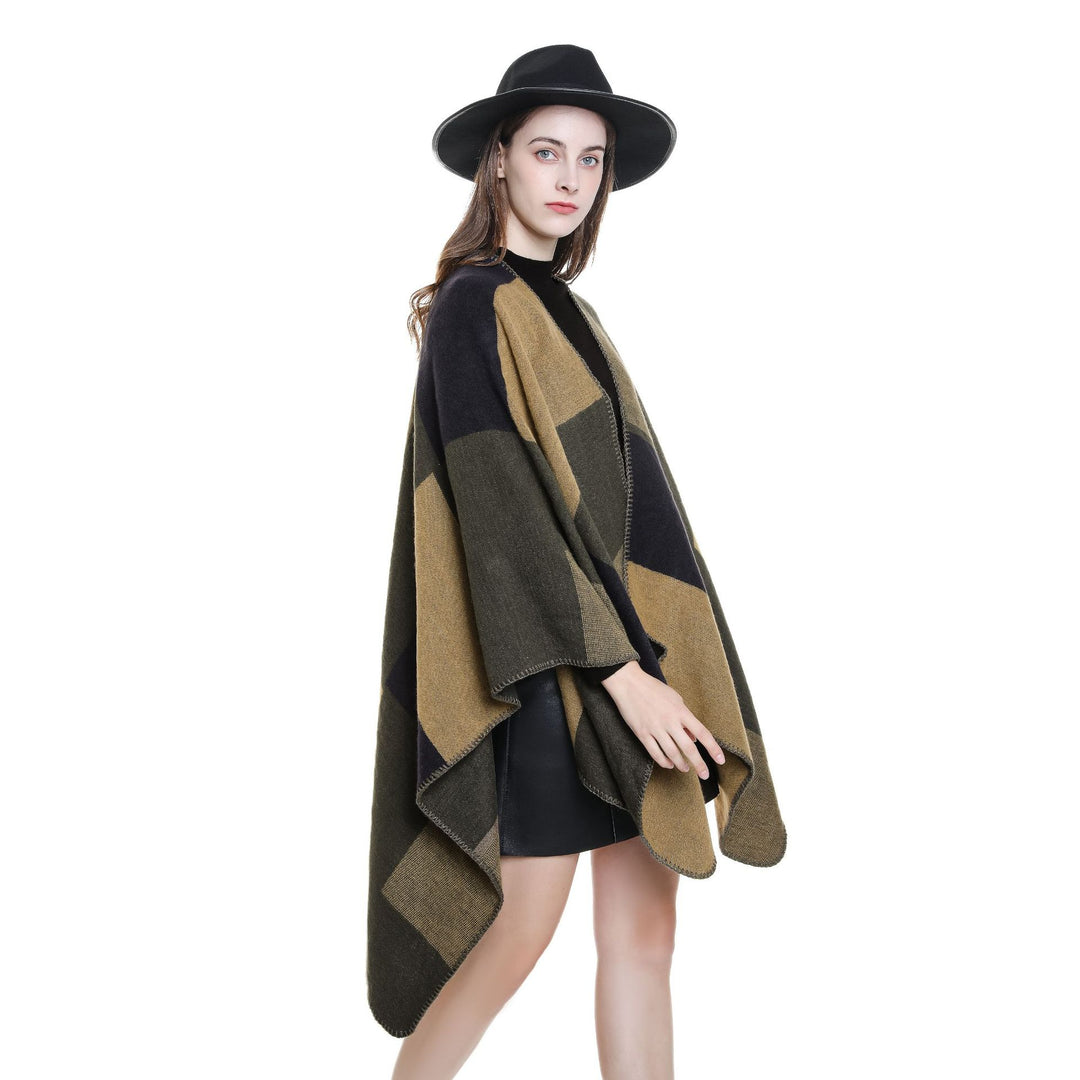 Damen Weicher Wollmix-Poncho mit geometrischem Jacquard und offenem Wasserfall-Schnitt Shop Nory