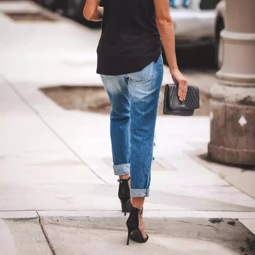 Damen Destroyed Boyfriend Jeans im lässigen Stil mit hohen Rissdetails