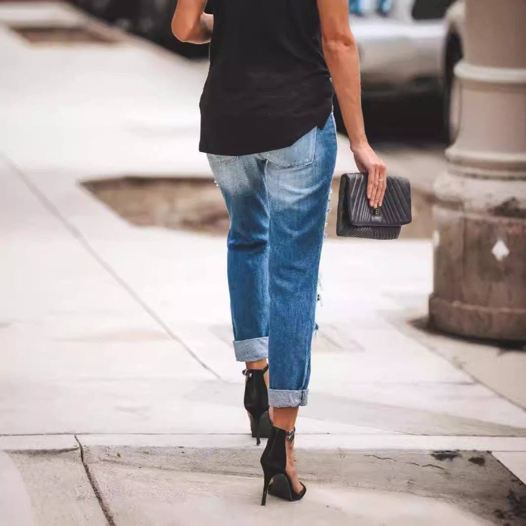 Damen Destroyed Boyfriend Jeans im lässigen Stil mit hohen Rissdetails