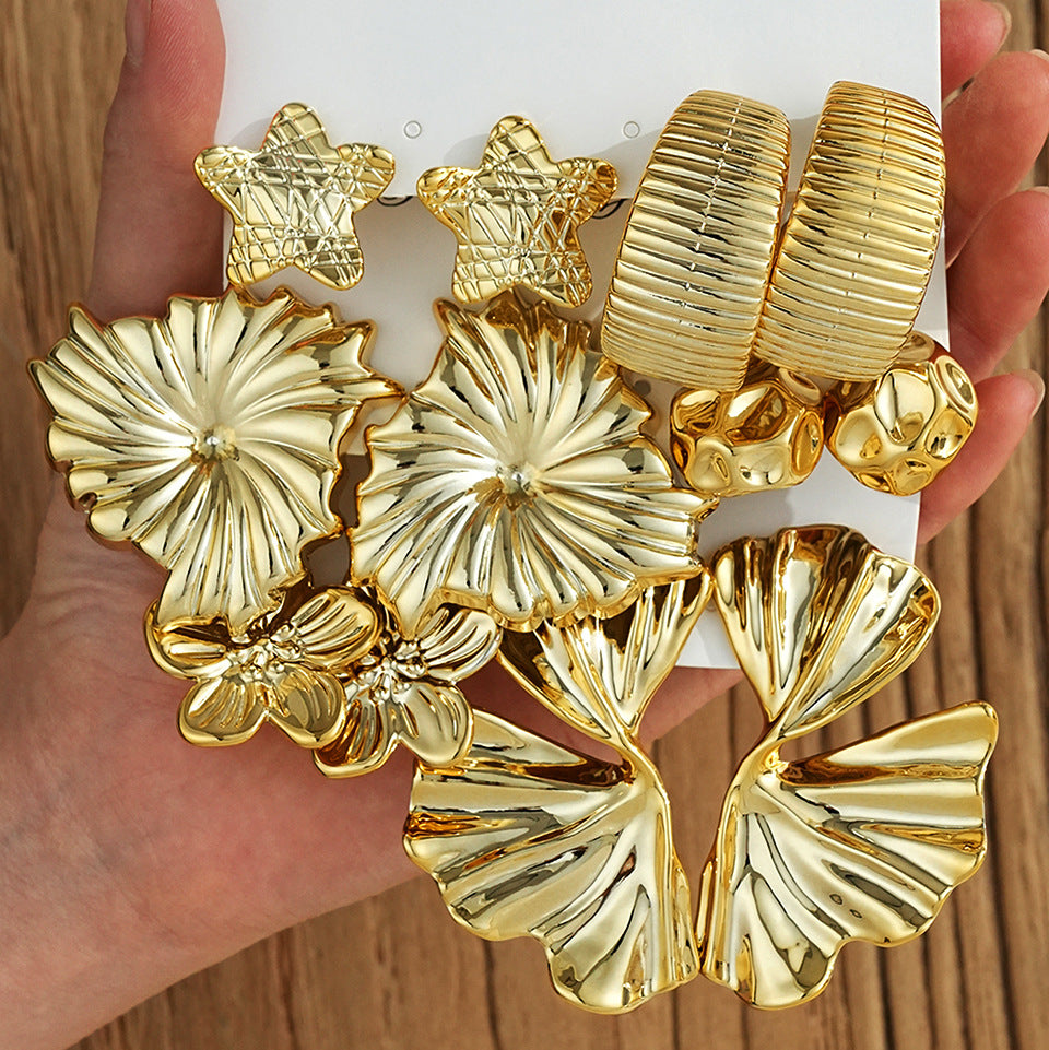 Damen Ohrstecker Set mit modernen, stilvollen Designs Shop Nory