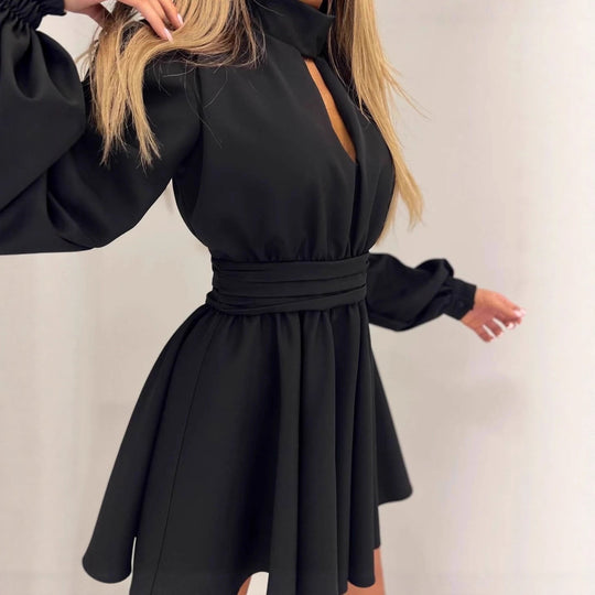 Damen Elegantes Kurzkleid mit Stehkragen, Cut-Out, weitem Glockenrock und Taillenschärpe Shop Nory