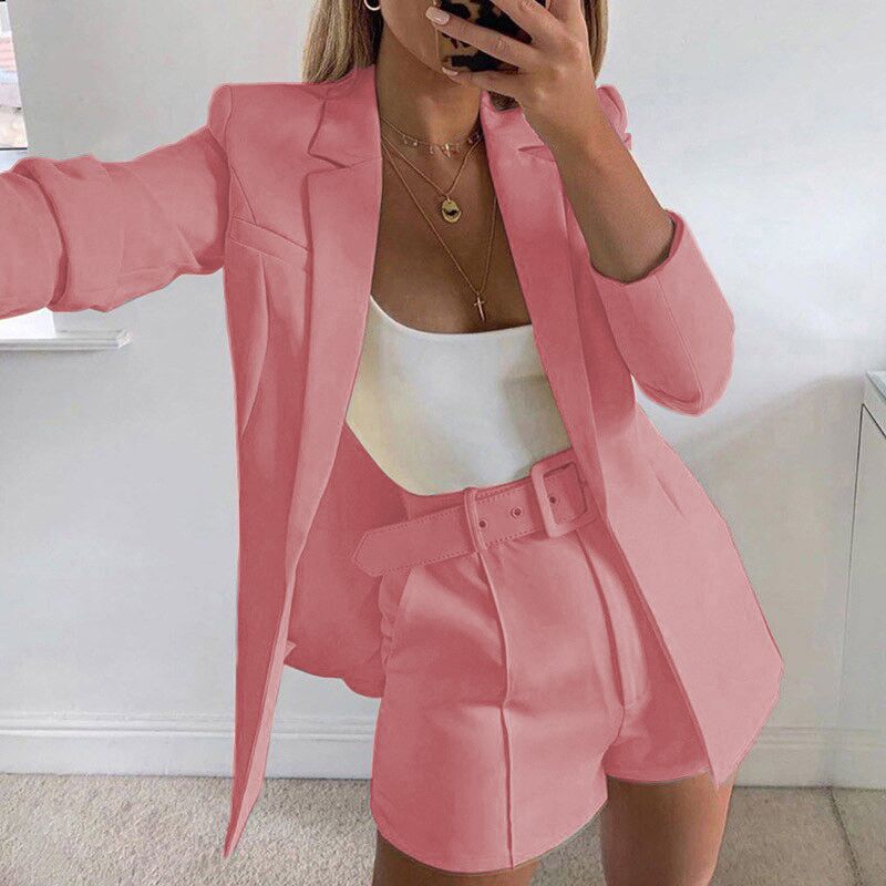 Damen Taillierter Longline-Blazer mit hochtaillierten Gürtelshorts-Set Shop Nory