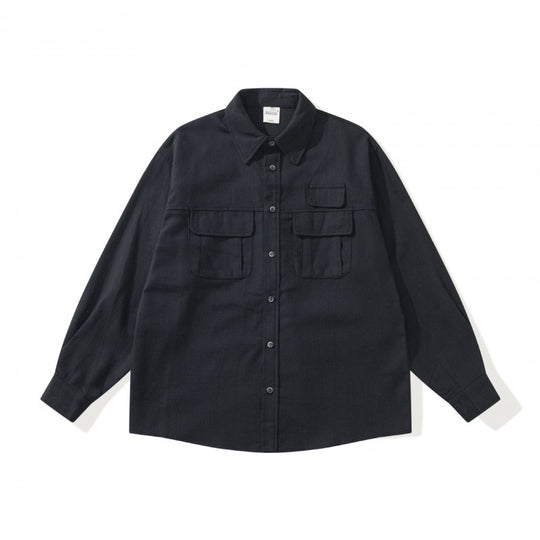Unisex Boxy-Overshirtjacke im Utility‑Stil mit aufgesetzten Klappentaschen und Hemdkragen Shop Nory