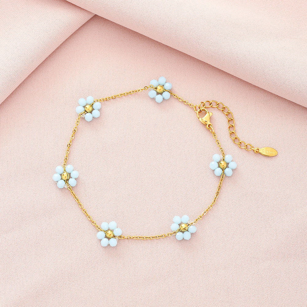 Damen zarte Halskette mit floralen Akzenten und goldfarbener Kettengestaltung Shop Nory