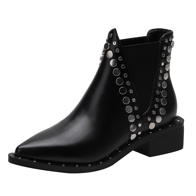Damen Western-inspirierte Kurzschaft-Ankle-Boots mit spitzer Zehenpartie und Nietenbesatz Shop Nory