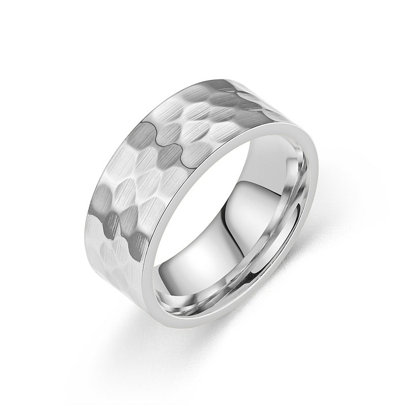 Herren Ring mit kunstvoller gehämmerter Oberfläche Shop Nory