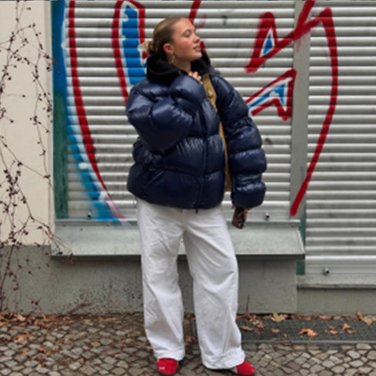Damen Glänzende Oversize-Steppjacke mit Kapuze und hohem Stehkragen Shop Nory