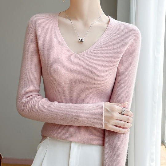 Damen Schmal geschnittener V‑Ausschnitt-Feinstrickpullover mit feiner Rippenstruktur und weicher Haptik Shop Nory