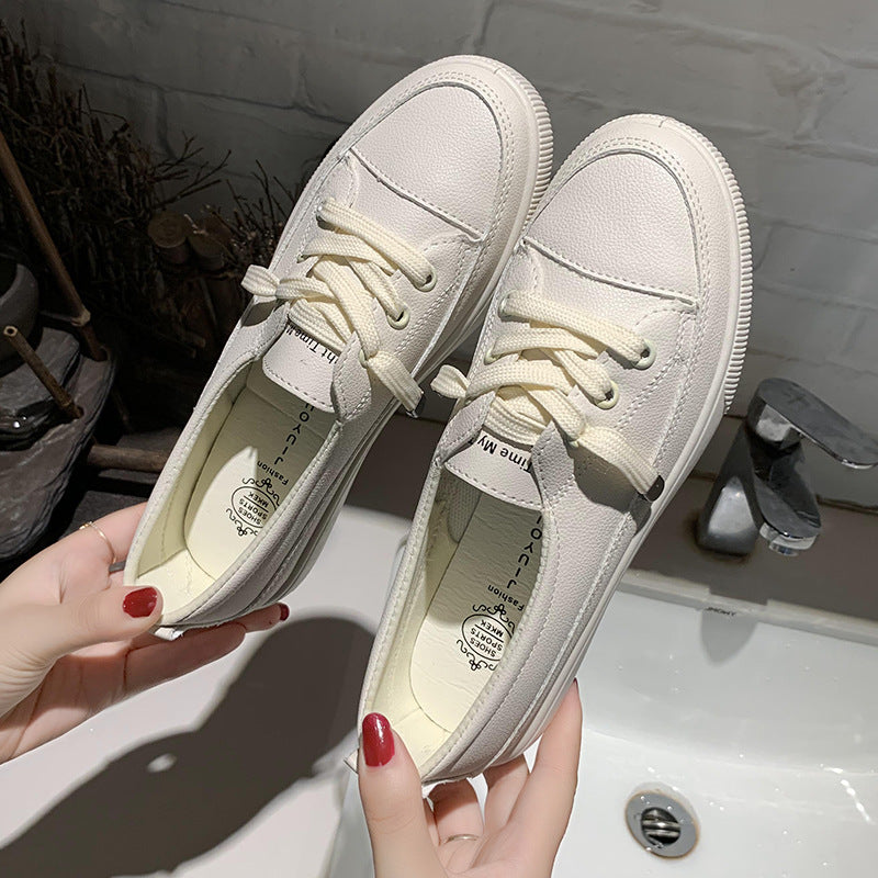Damen Minimalistische Low-Top Sneaker aus Kunstleder mit gepolstertem Komfortfußbett Shop Nory