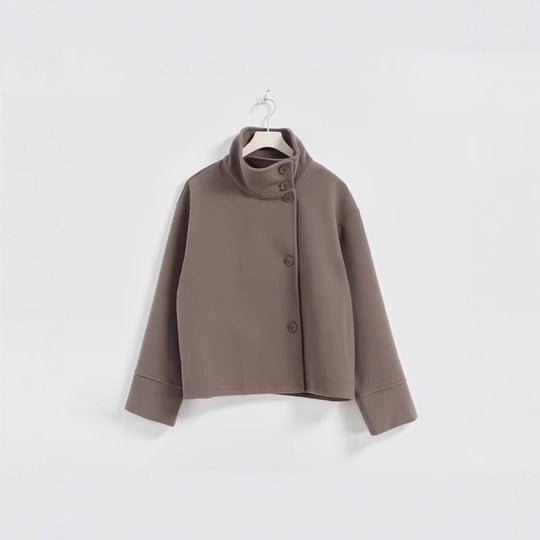 Damen Kurz geschnittene Boxy-Jacke mit Stehkragen und asymmetrischer Knopfleiste Shop Nory