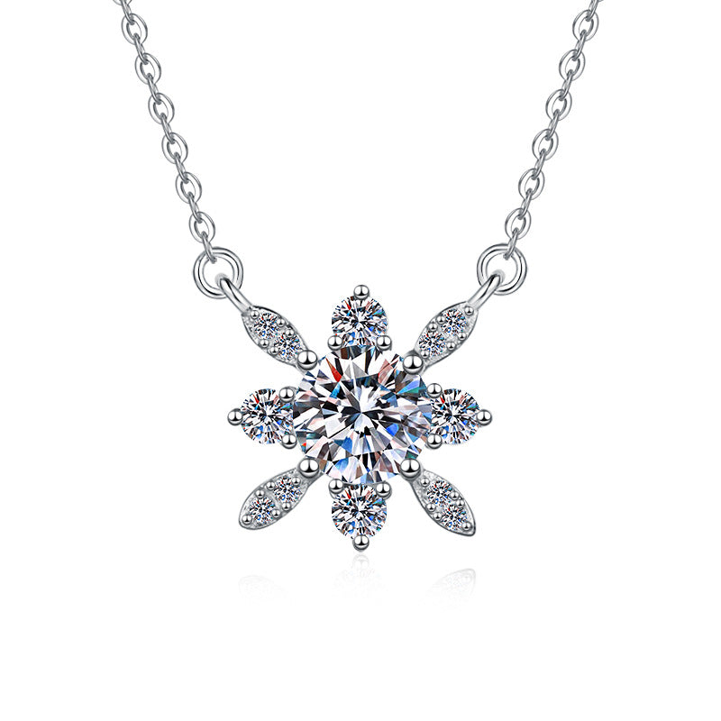 Damen Halskette im filigranen Schneeflocken-Design mit funkelnden Kristallen Shop Nory
