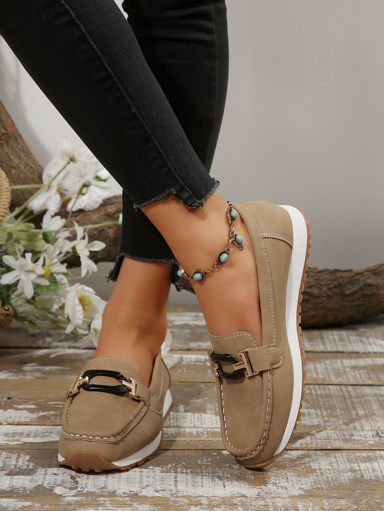 Damen Mokassin-Slipper mit Ziermetall-Bit und dämpfender Profilsohle Shop Nory