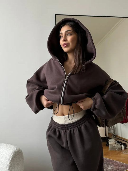 Damen kurzes Kapuzenzipper-Lounge-Set mit oversized Ärmeln und weitem Jogginghose-Schnitt Shop Nory