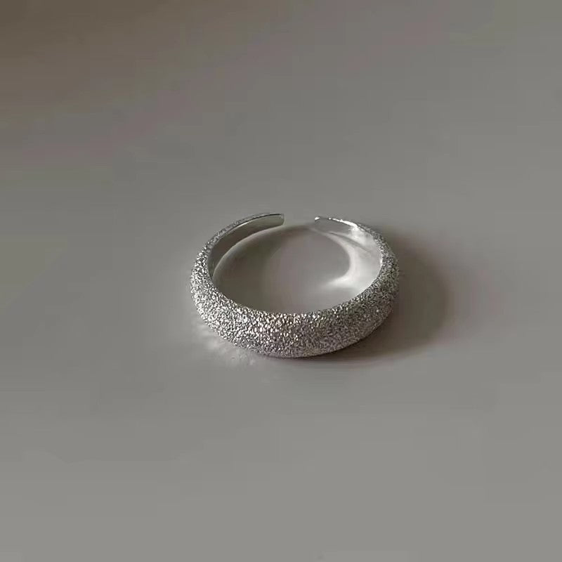 Damen Offener Ring mit strukturiertem Oberflächenfinish Shop Nory