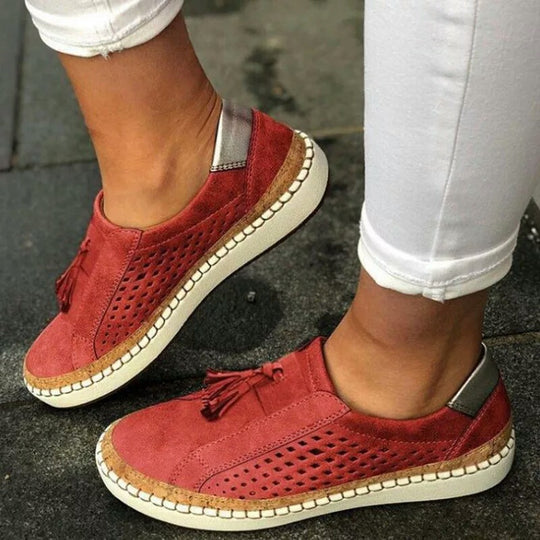 Damen lässige Slip-On Loafer mit Quaste perforiertem Obermaterial und Korkdetails Shop Nory